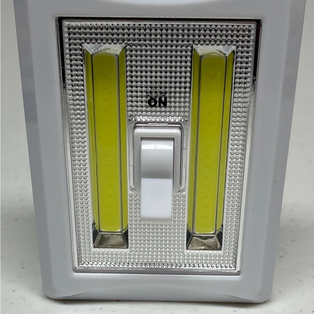 COB LED Light Switch Night Light Battery Operated Stick On Lamp